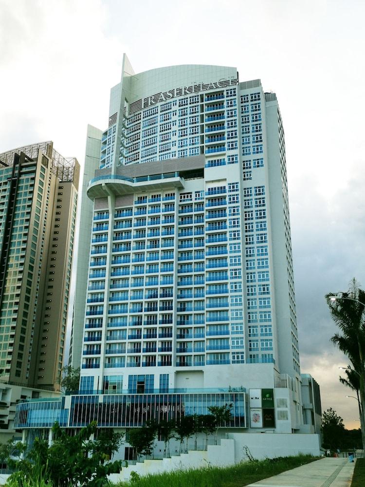 Fraser Place Puteri Harbour Nusajaya  Exterior photo The hotel in 2015